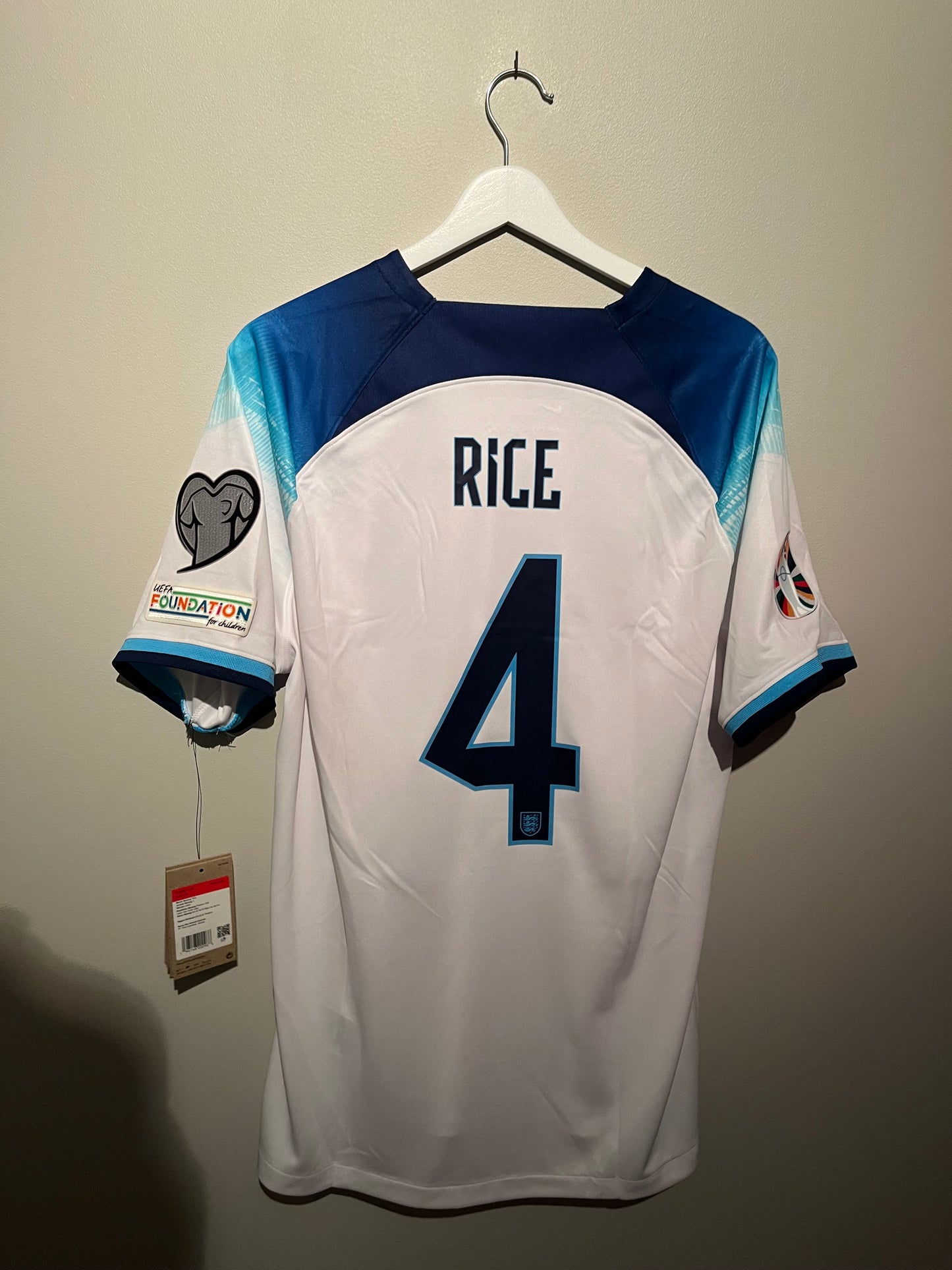 England home 2022 #4 Rice (L) 10/10