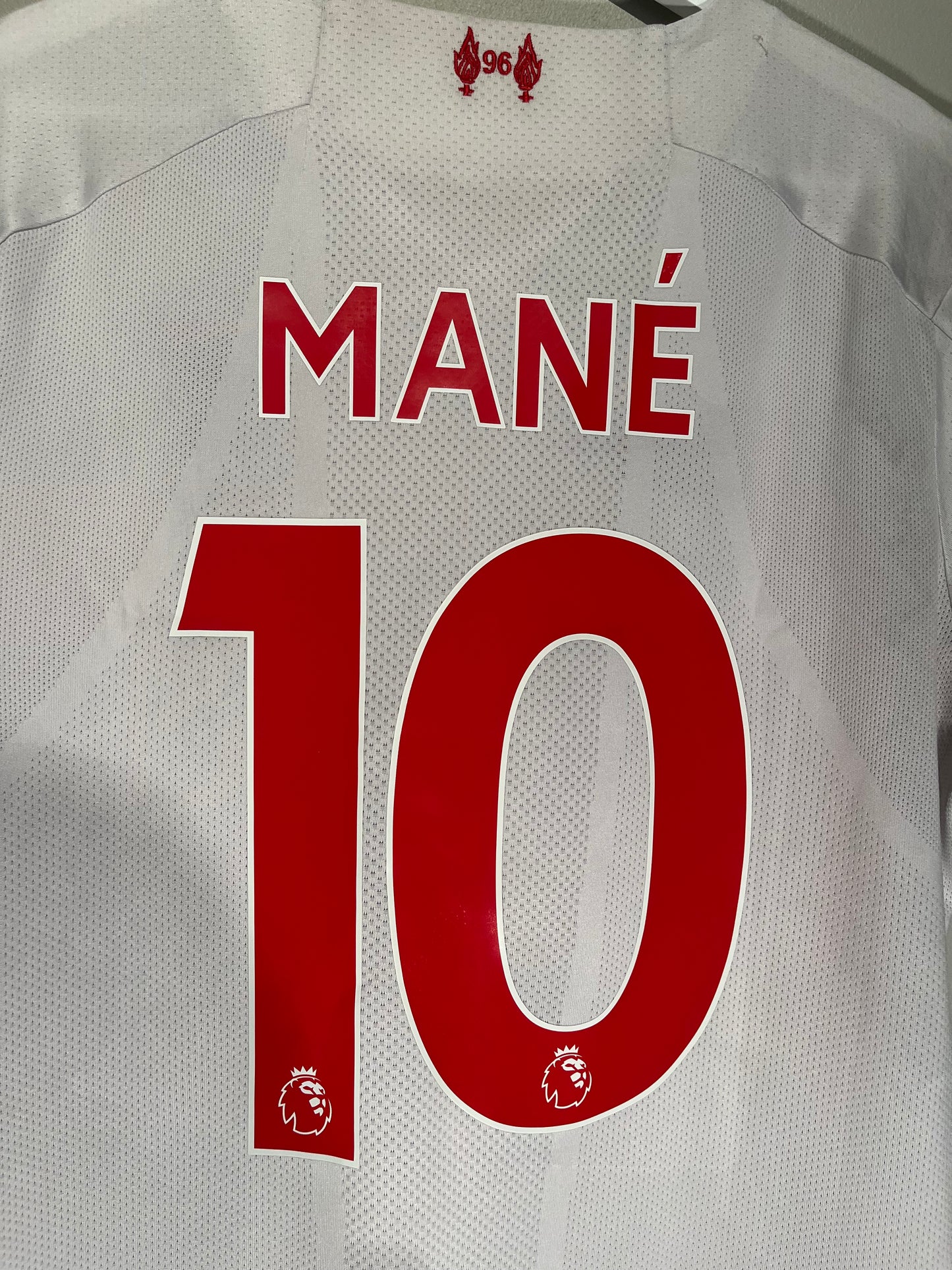 Liverpool away 19/20 #10 Mane (S) 7/10