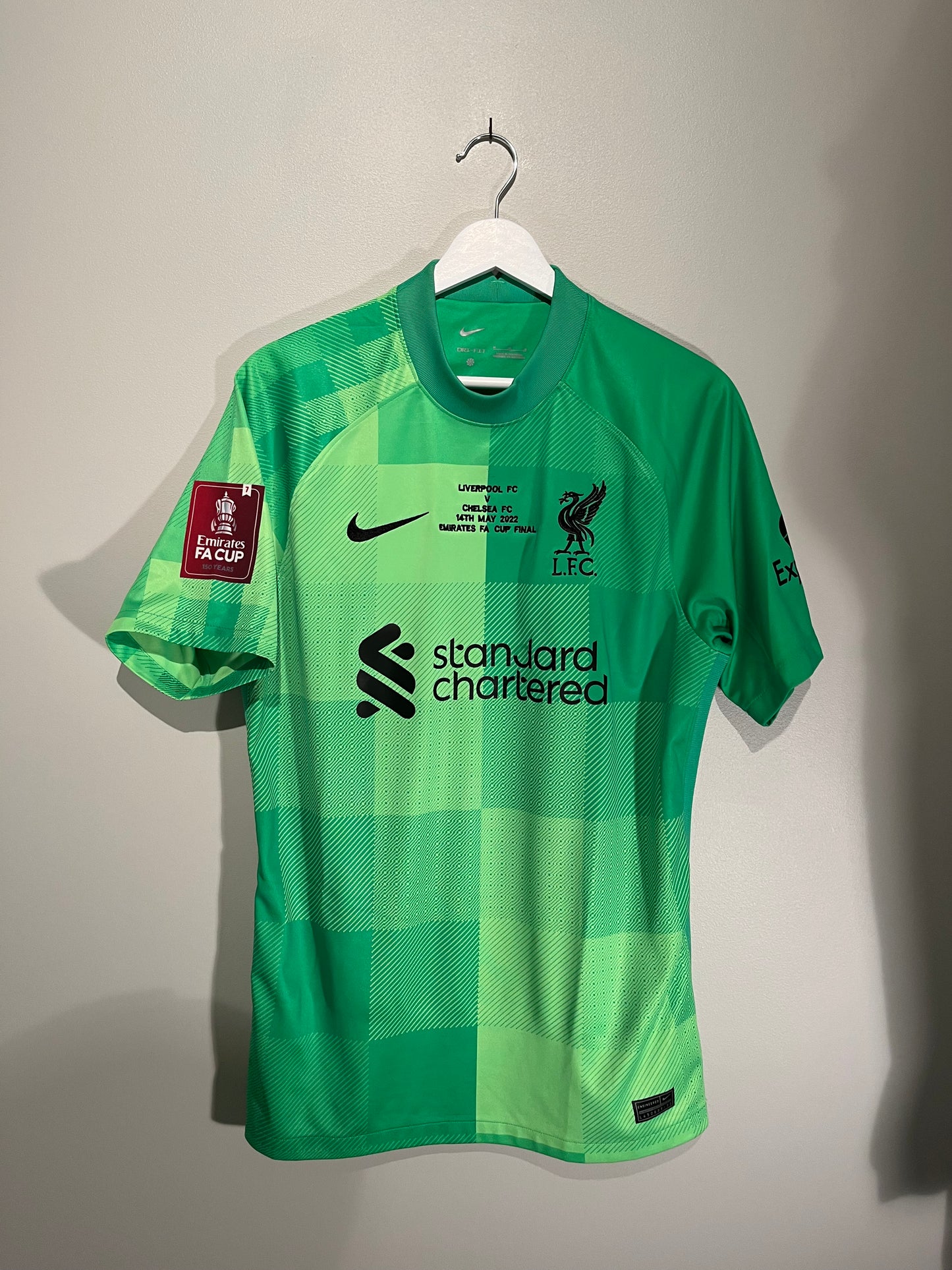 Liverpool GK home 2021/2022  #1 Alisson (M) 8/10