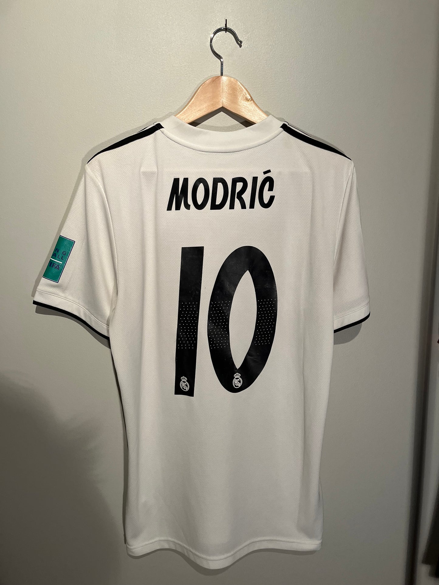 Real Madrid home 2018 #10 Modric (M) 7/10