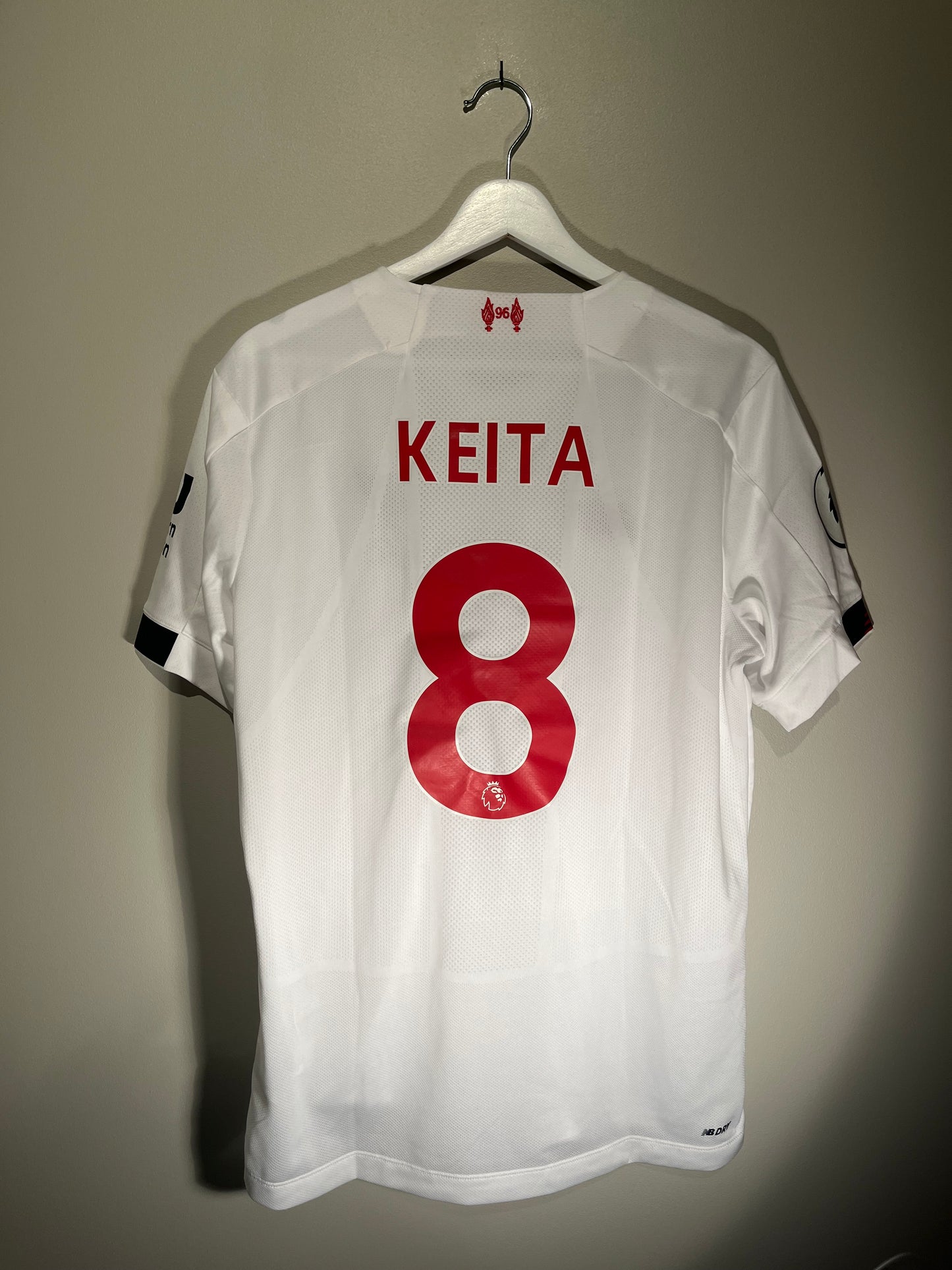 Liverpool away 19/20 #8 Keita (M) 8/10