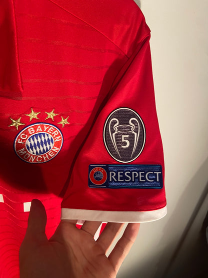 Bayern München home 16/17 #9 Lewandowski (XL) 8/10