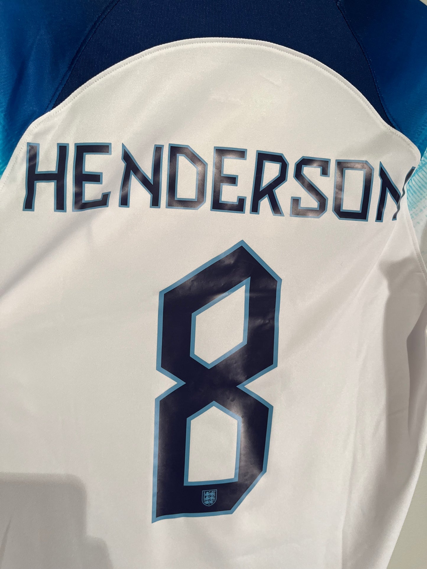 England home 2022 #8 Henderson (M) 8/10