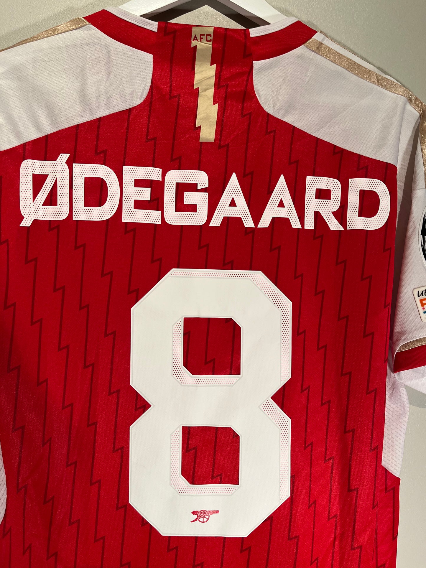 Arsenal home 24/25 #8 Ødegaard (XL) 7/10