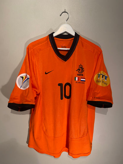 Netherland home 00/01 #10 Bergkamp (M) 8/10