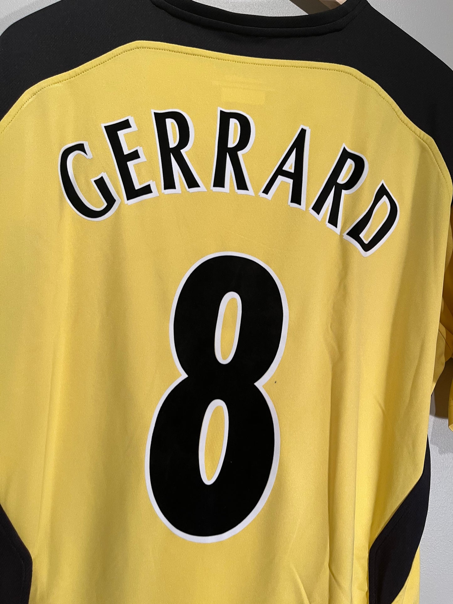 Liverpool away 2005/2006 #8 Gerrard (L) 8/10