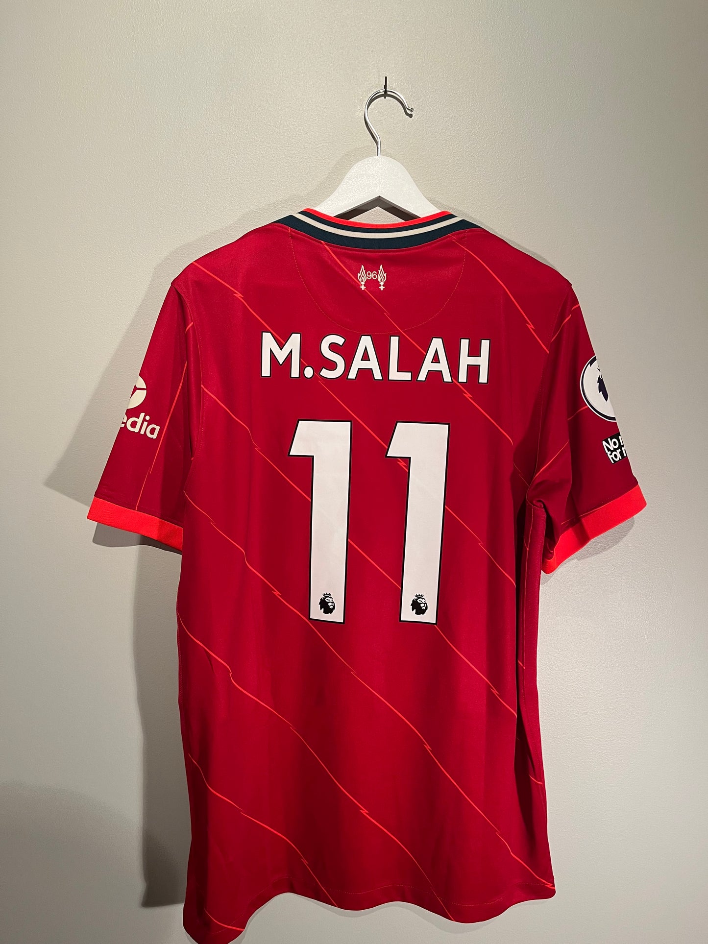 Liverpool home 2021/2022 #11 M. Salah (L) 8/10