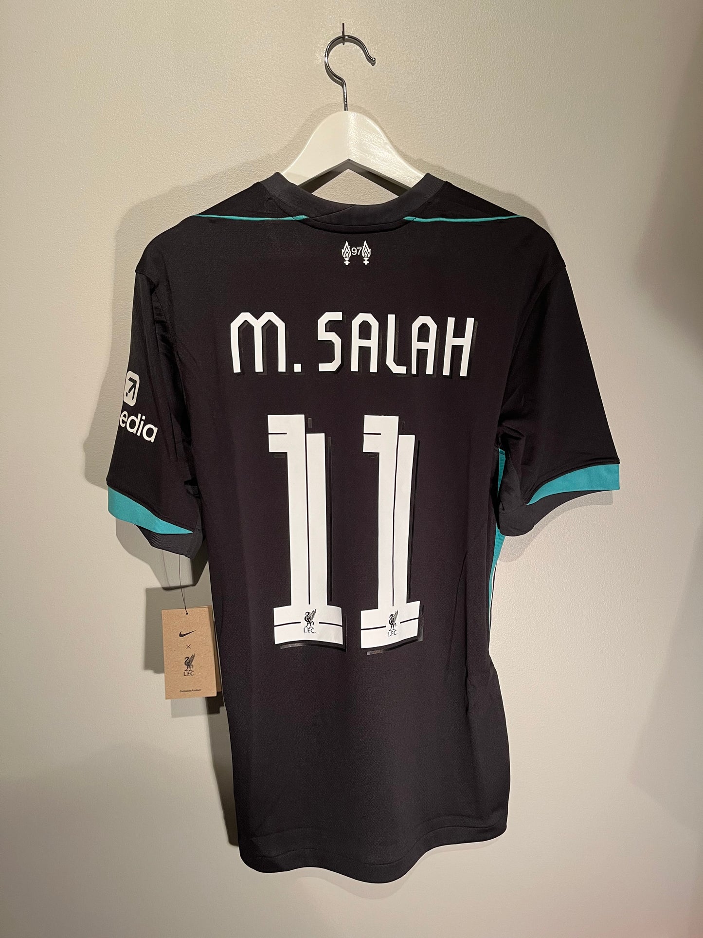 Liverpool away 24/25 #11 M. Salah (M) 10/10