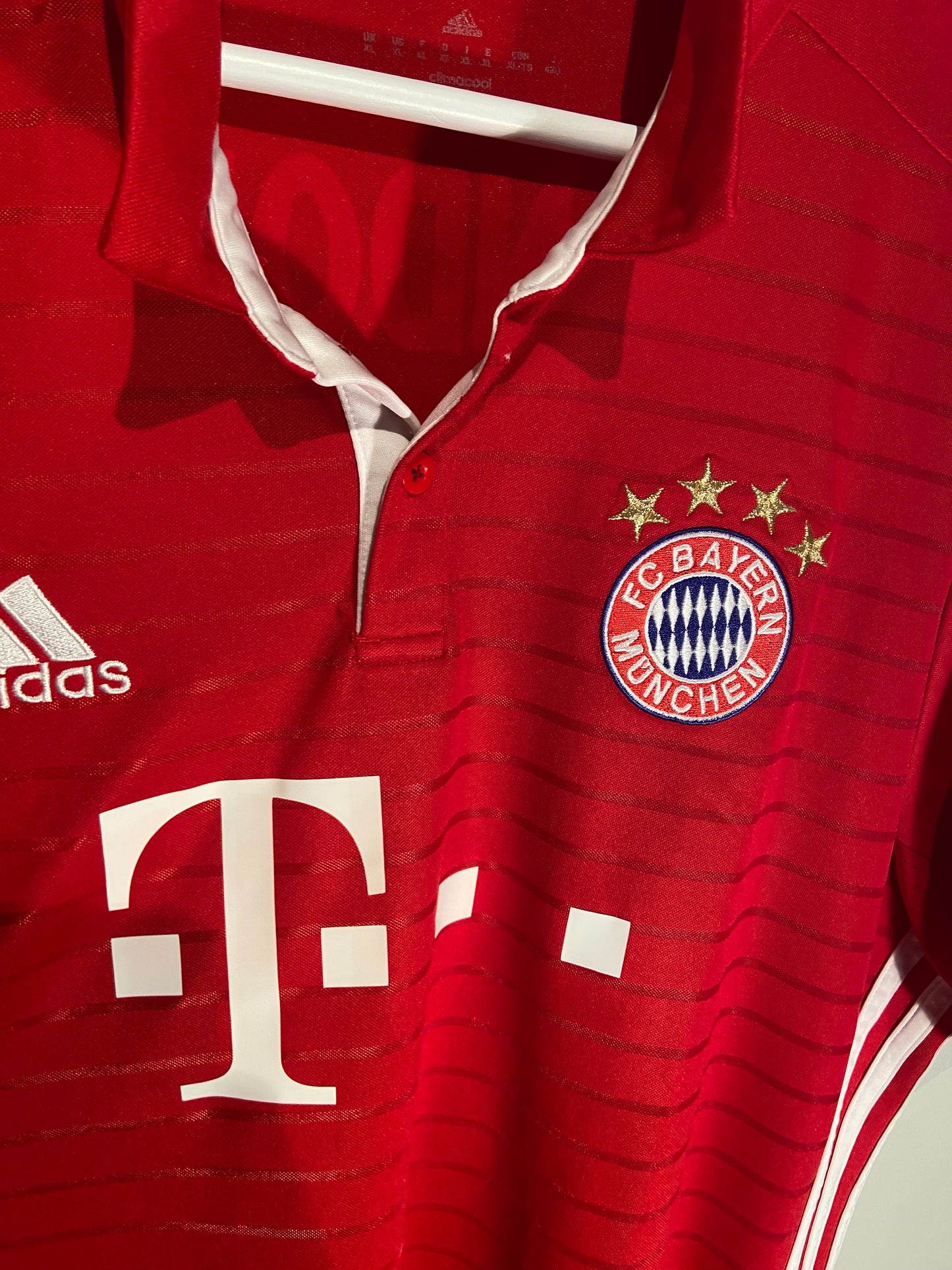 Bayern München home 16/17 #9 Lewandowski (XL) 8/10