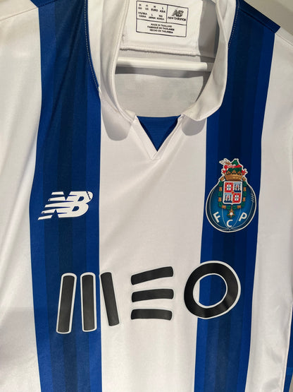 Porto home 16/17 #8 Brahimi (M) 8/10