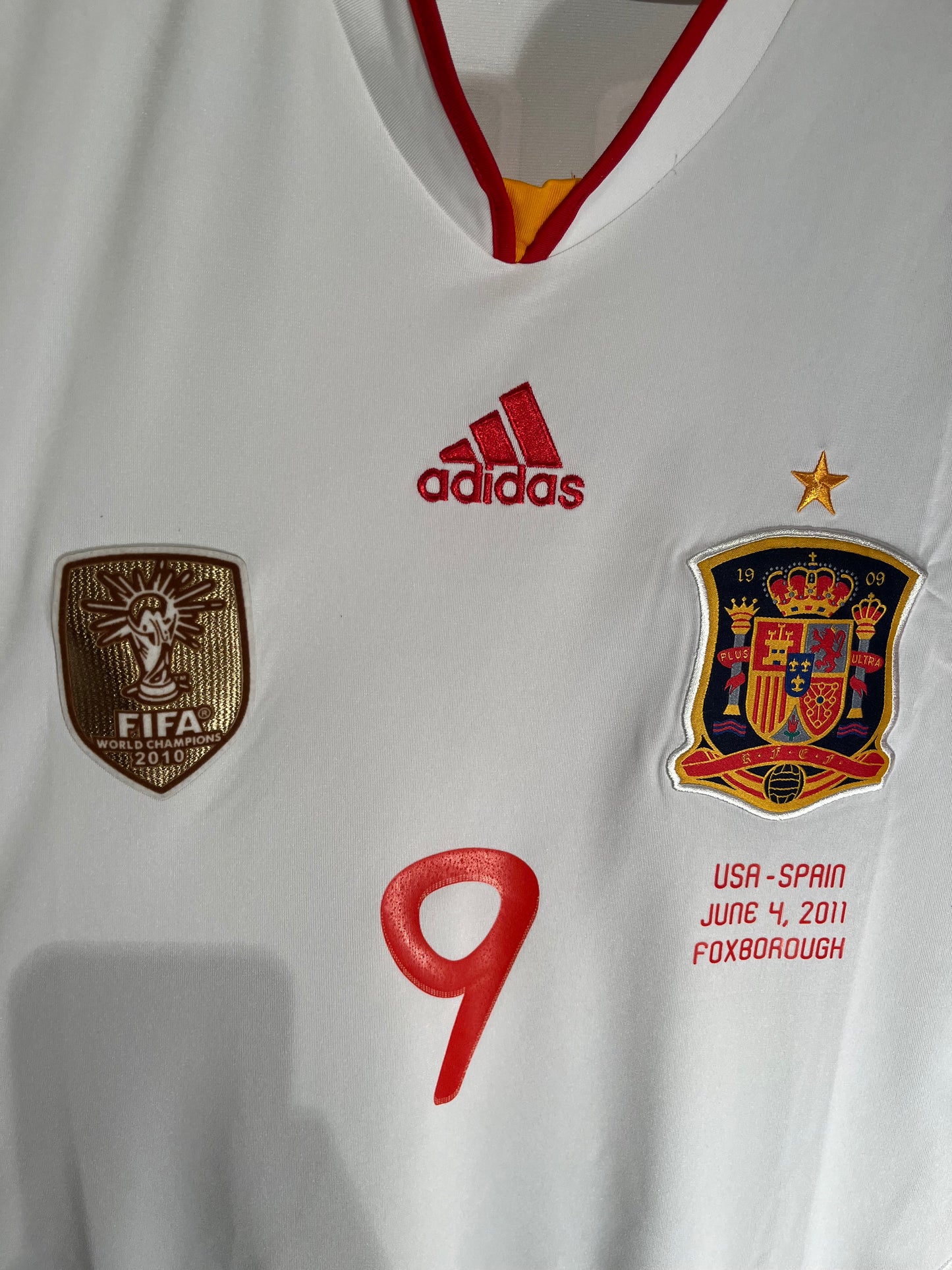 Spain away 2011 #9 Torres (M) 8/10