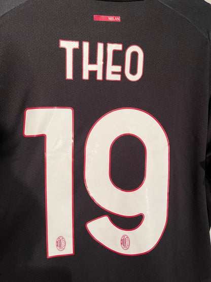 AC Milan home 22/23 #19 Theo (XL) 9/10