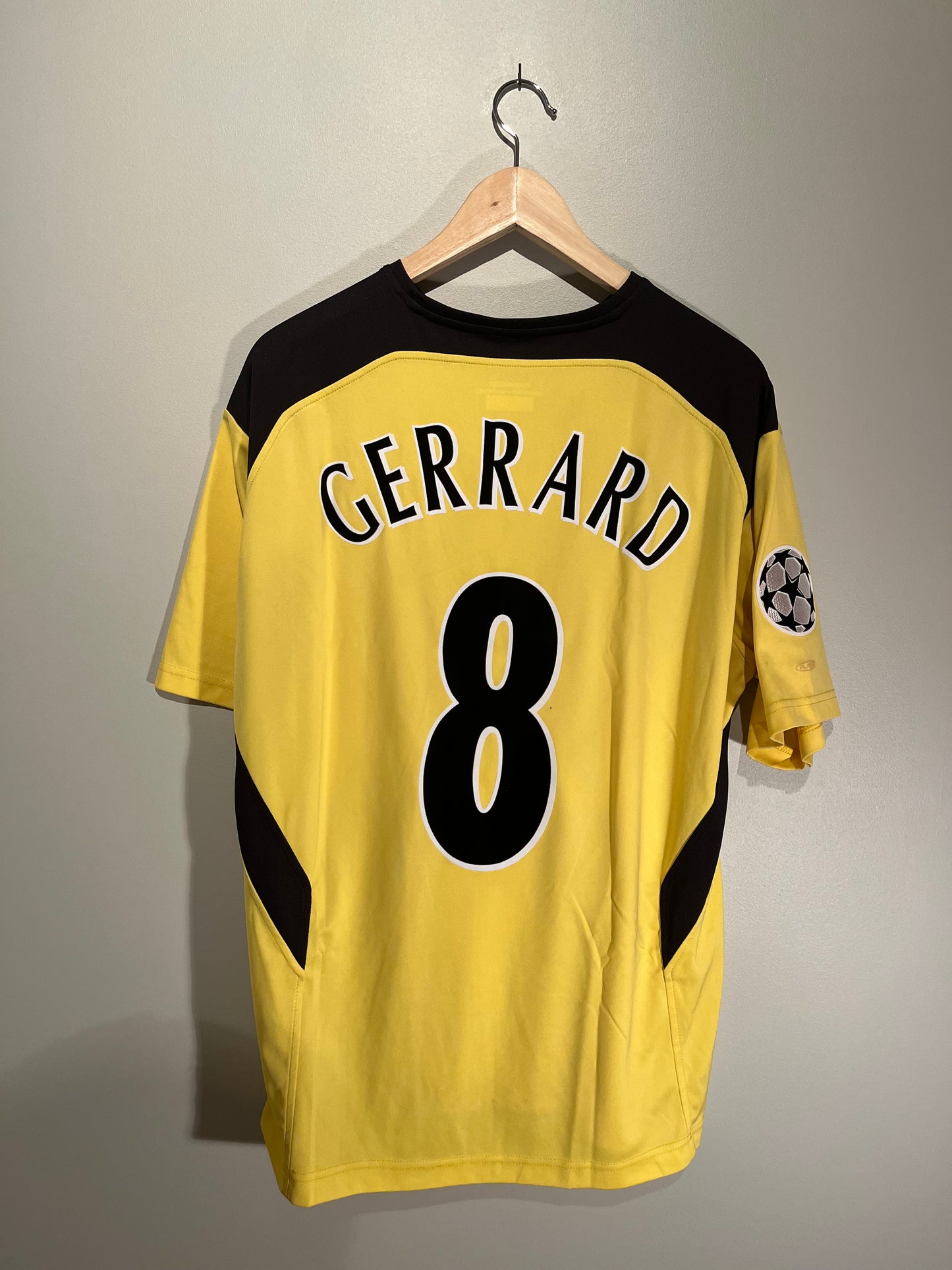 Liverpool away 2005/2006 #8 Gerrard (L) 8/10