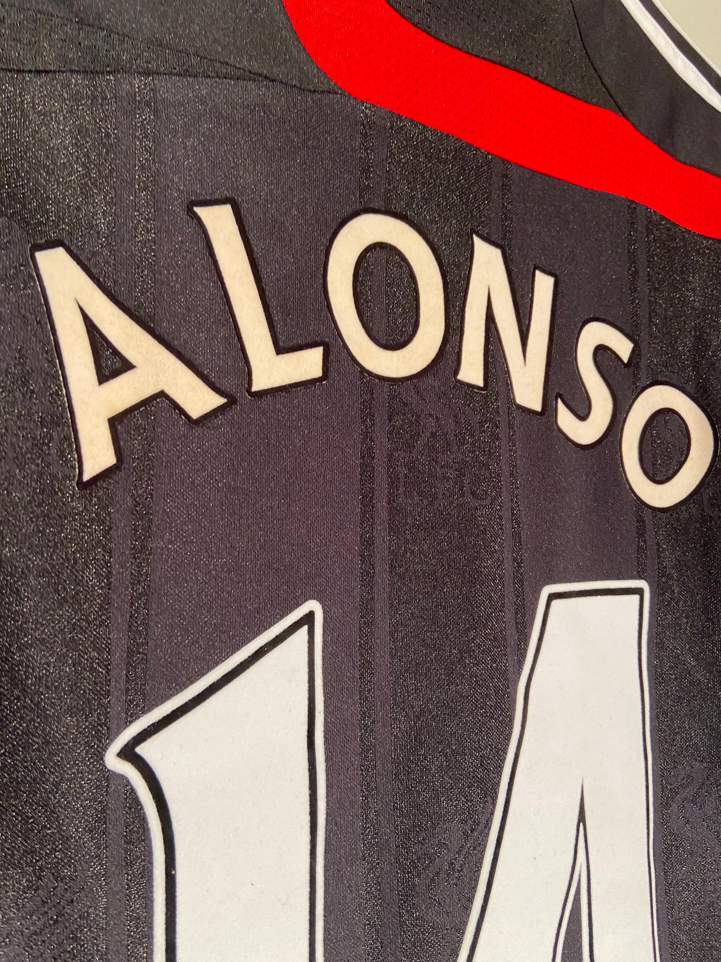 Liverpool third 07/08 #14 Alonso (L) 7/10