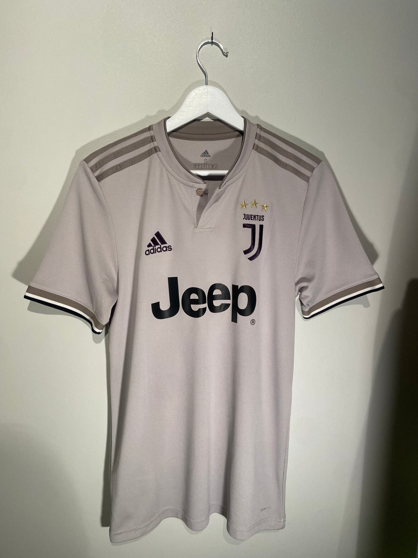 Juventus away 18/19 #7 Ronaldo (S) 8/10