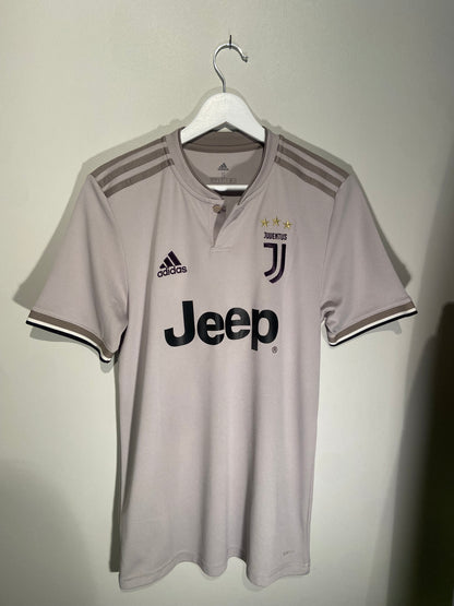 Juventus away 18/19 #7 Ronaldo (S) 8/10