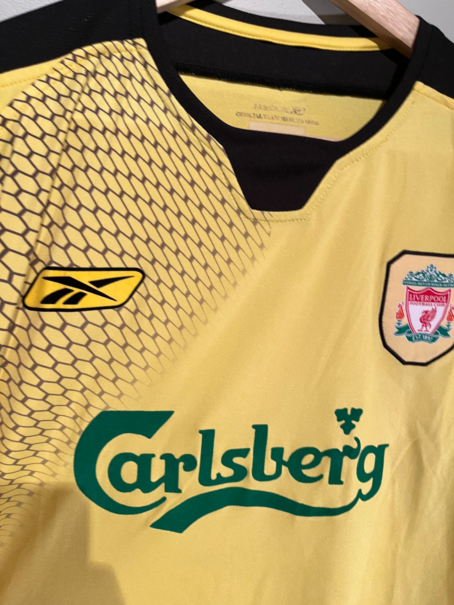 Liverpool away 2005/2006 #8 Gerrard (L) 8/10