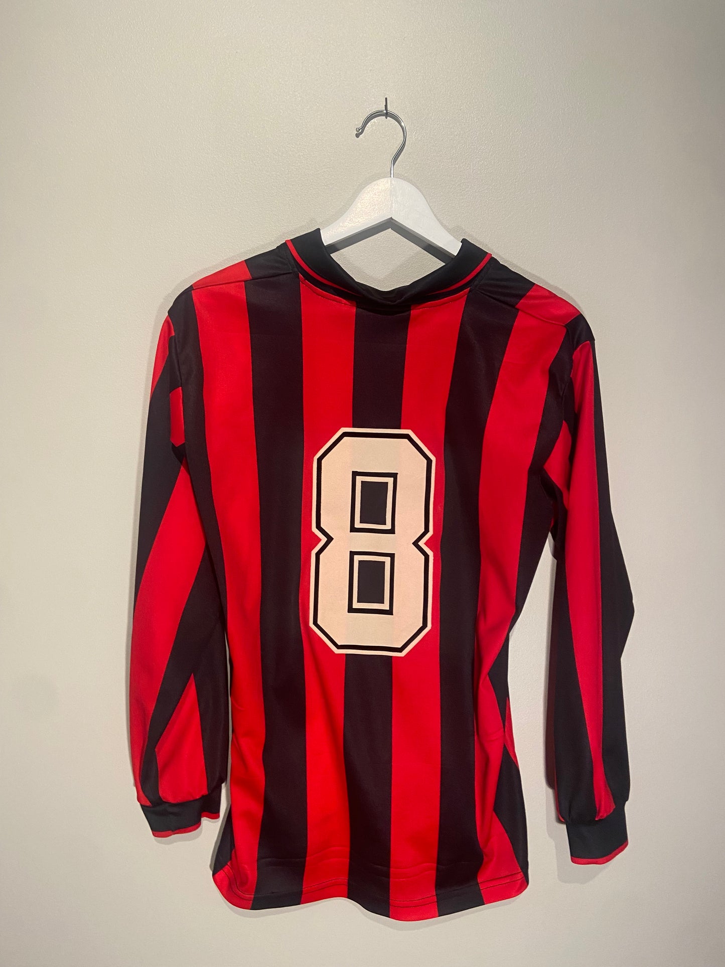 AC Milan home 93/94 LS #8 (S) 7/10