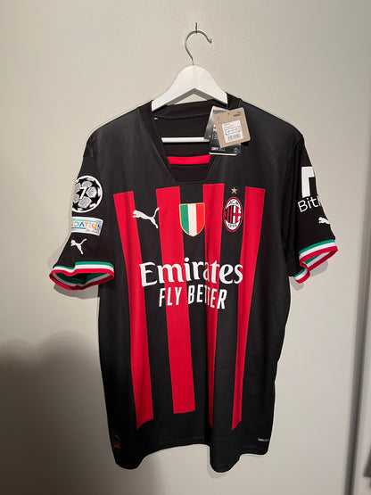 AC Milan home 2022/2023 #17 Rafa Leao (L) 10/10