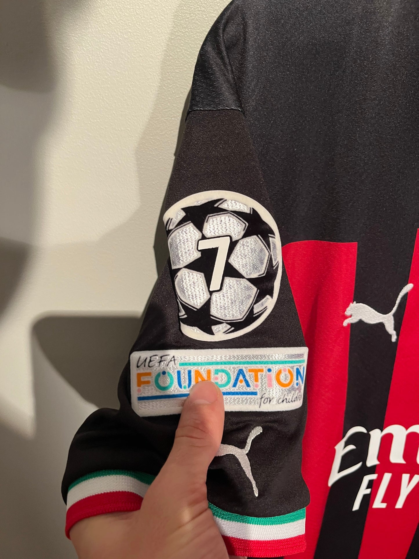 AC Milan home 2022/2023 #17 Rafa Leao (L) 10/10