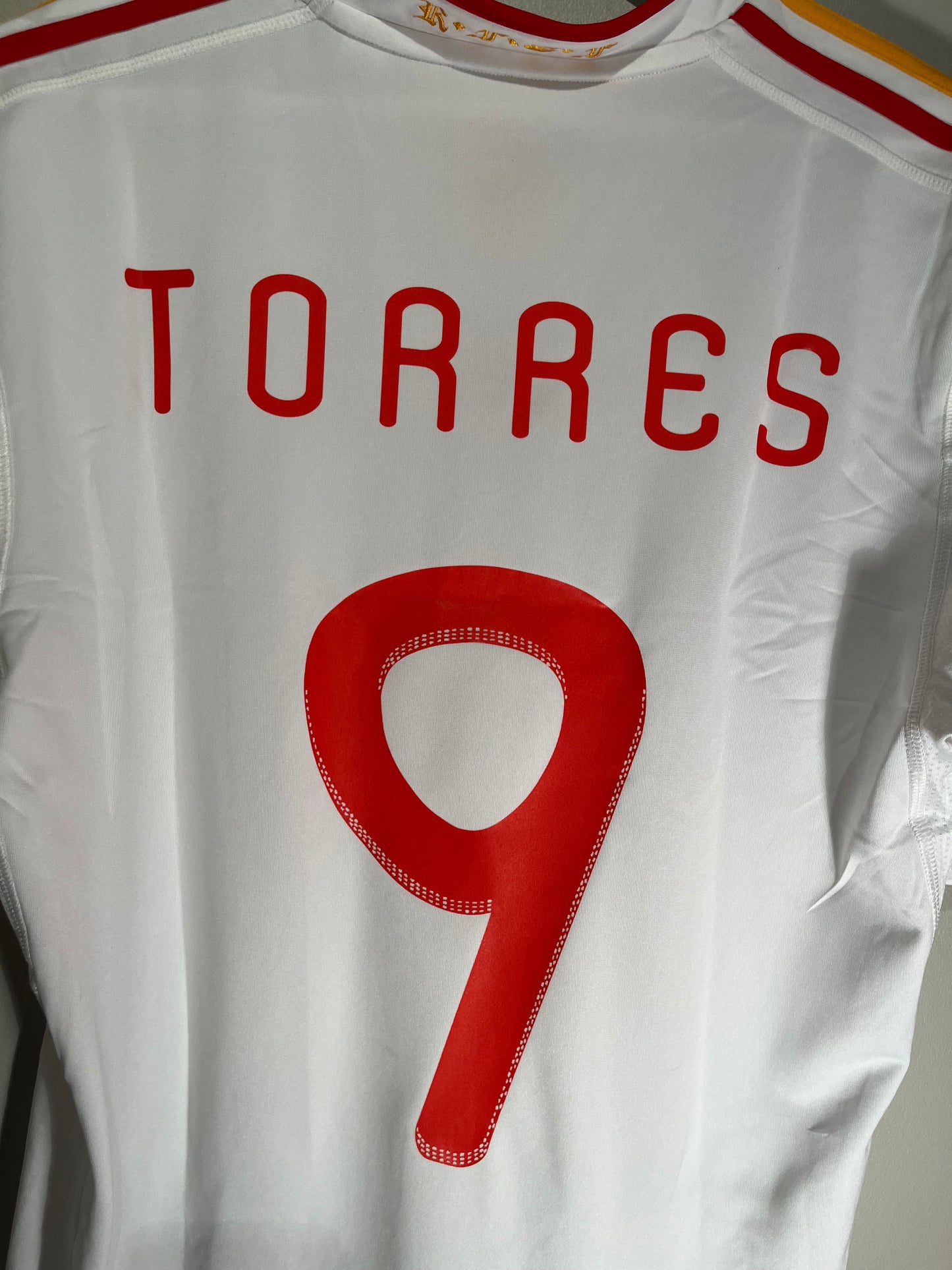 Spain away 2011 #9 Torres (M) 8/10