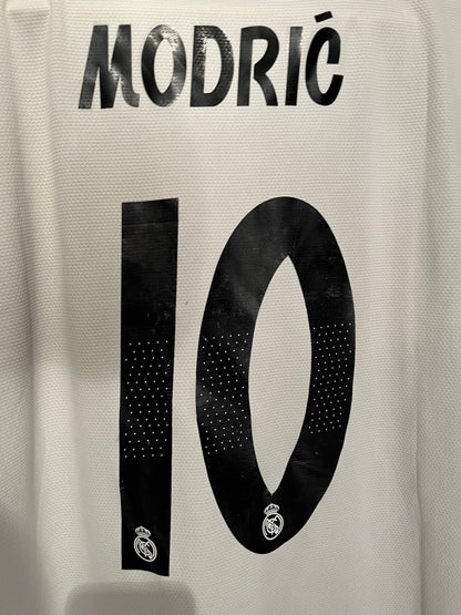 Real Madrid home 2018 #10 Modric (M) 7/10