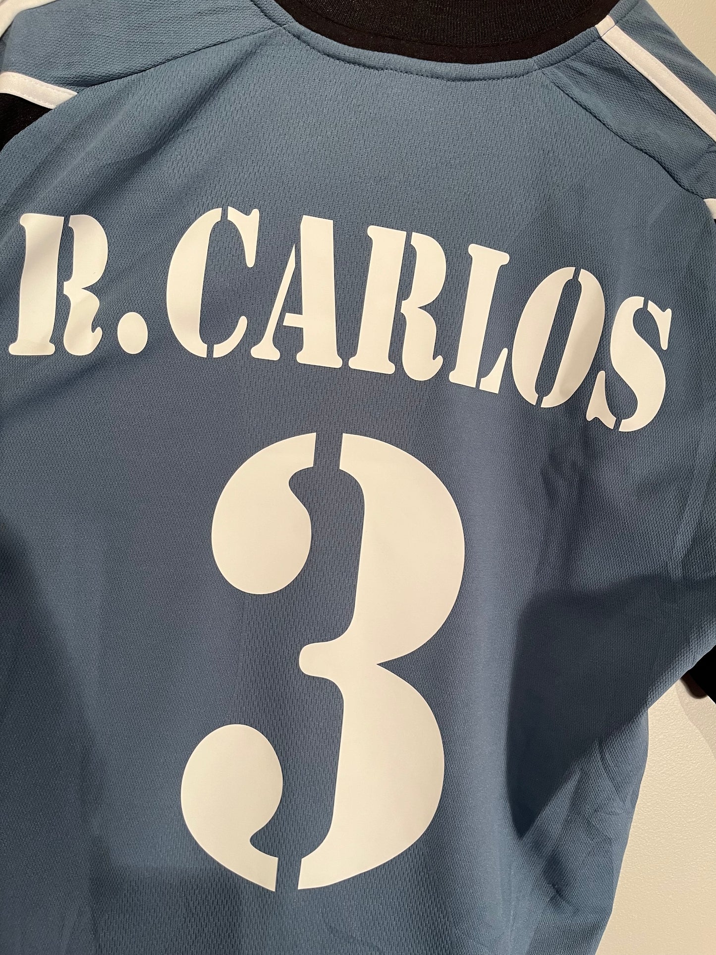 Real Madrid third 2001/2002 #3 Roberto Carlos (S) 8/10